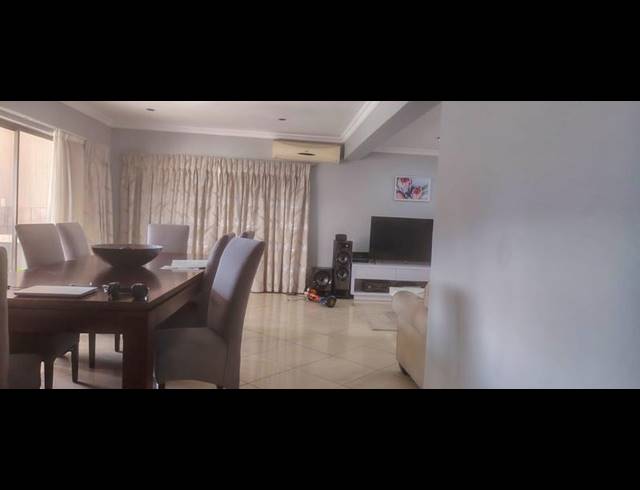 4 BEDROOM HOUSE FOR SALE IN WILLOWBROOK